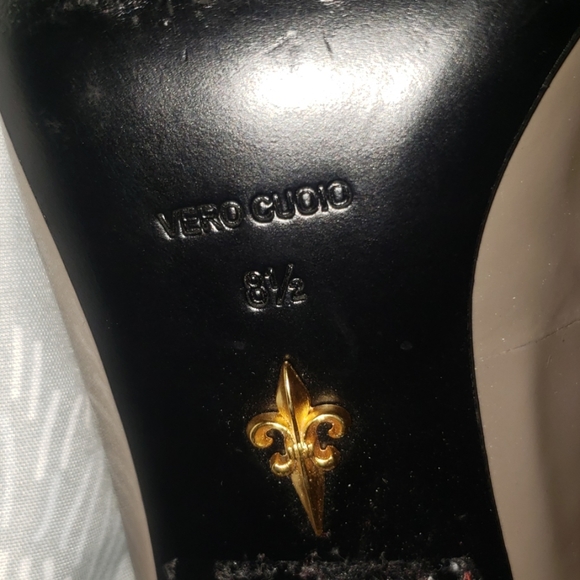 Vero Cuoio Tan Pumps - Picture 5 of 6